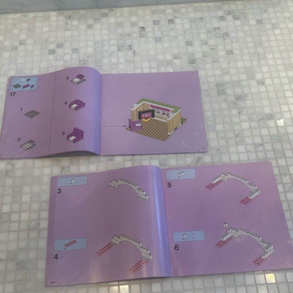 Lego Friends Instruction Manuals Lot - Picture 9 of 14